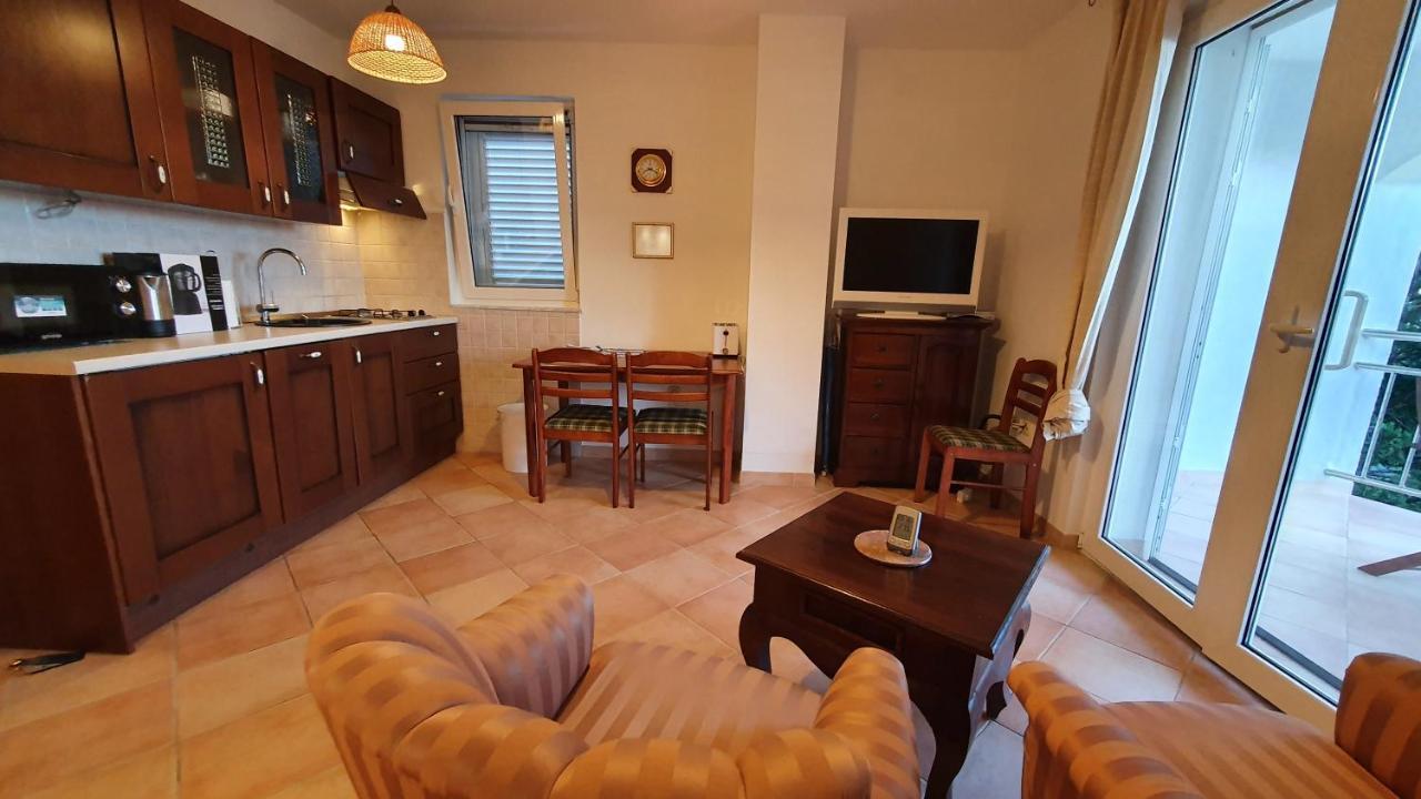 Sea Side Apartments 4* Novi Vinodolski Εξωτερικό φωτογραφία